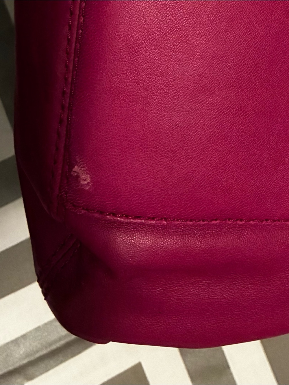 Michael Kors Lillie Shoulder Bag - Picture 6 of 7